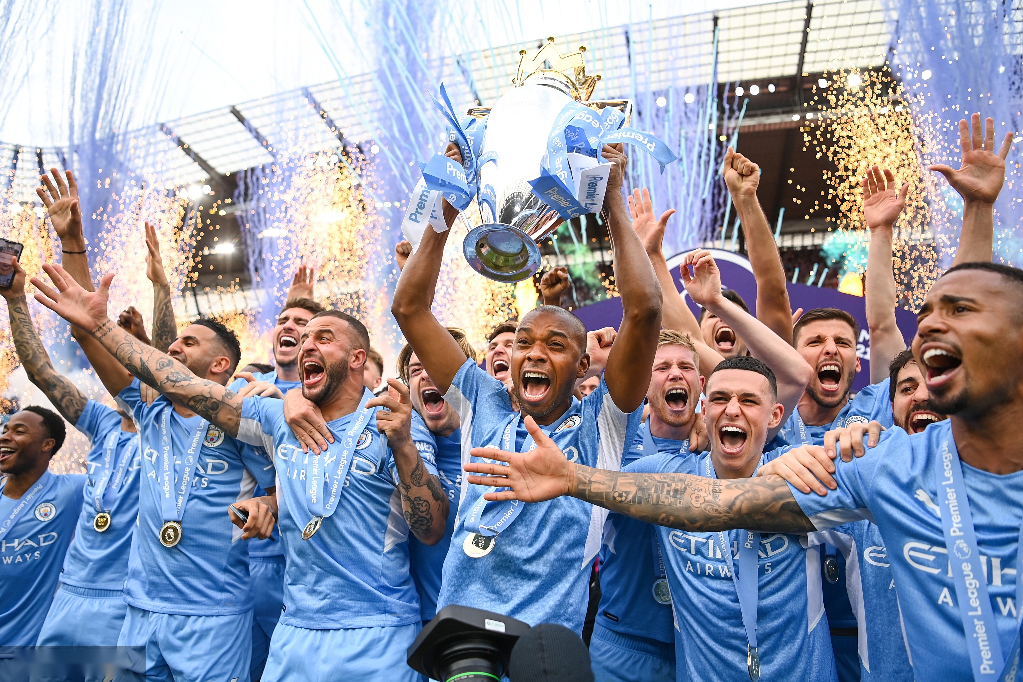 赛的表现虽 赛的表现虽